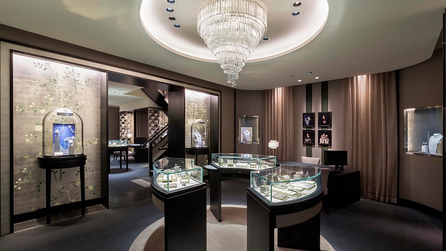 Melbourne Collins street present the main area view, Van Cleef & Arpels.