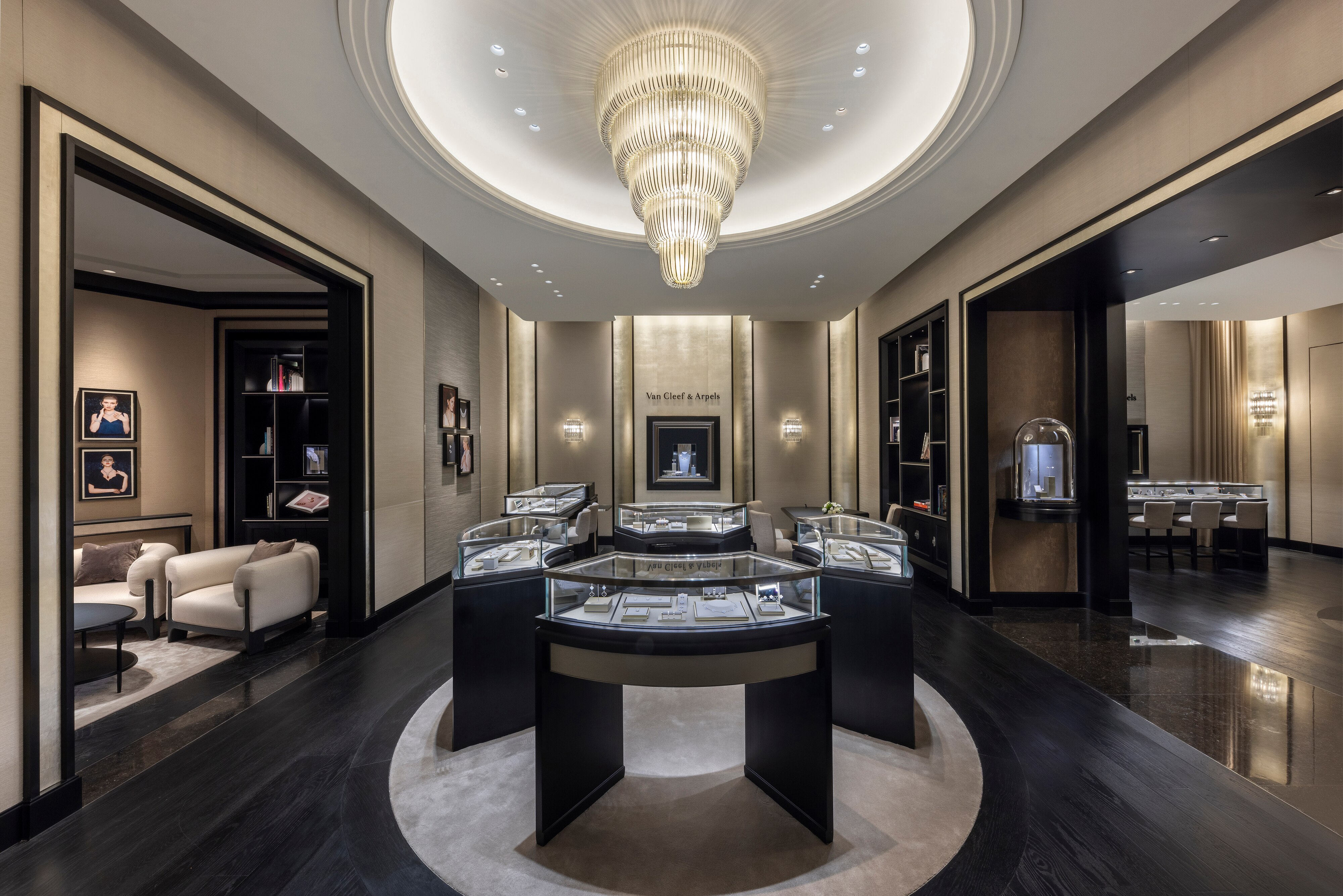 Ho Chi Minh Union Square boutique present the commercial area view, Van Cleef Arpels