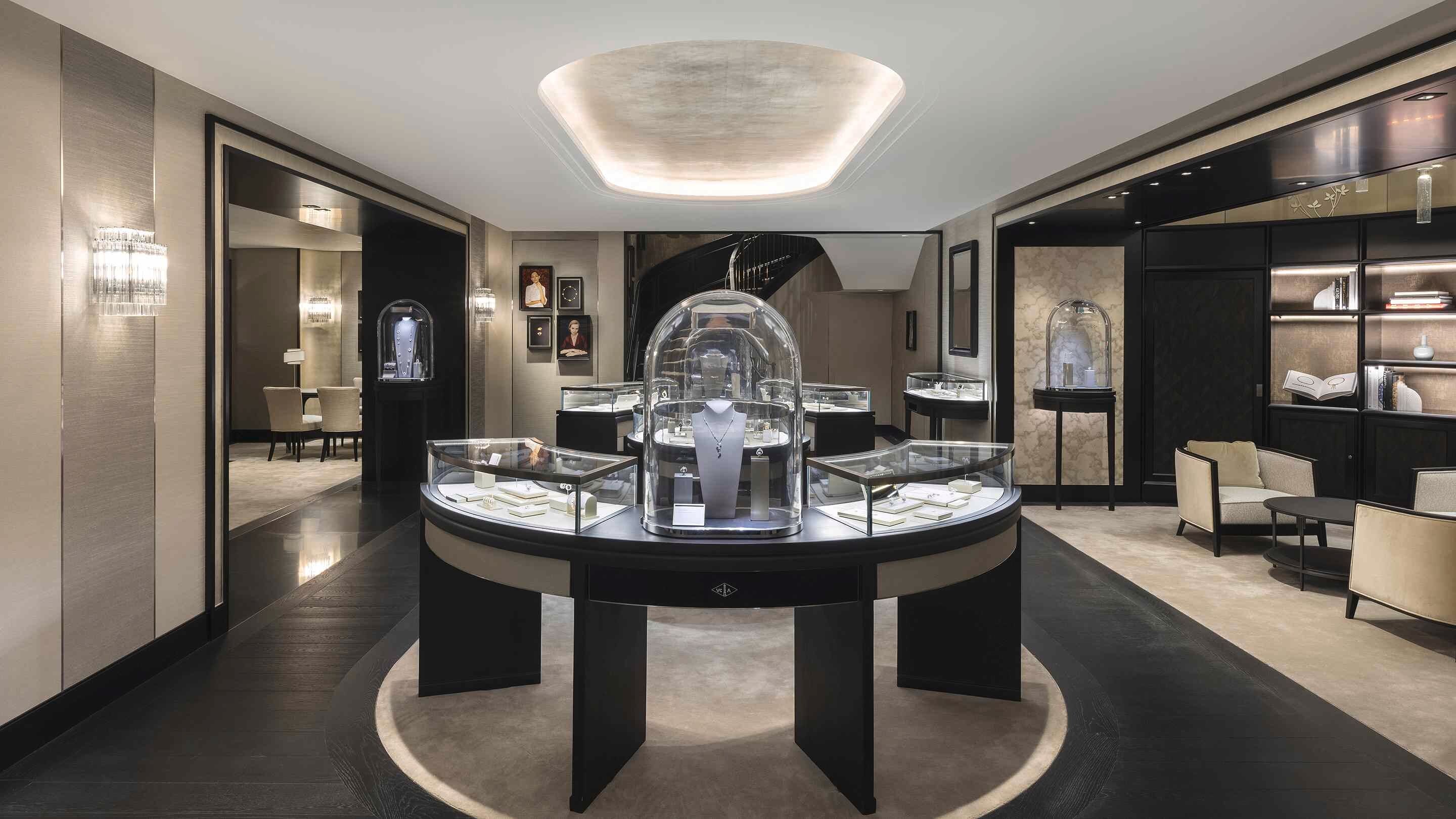 Hong Kong boutique present the main area view, Van Cleef Arpels