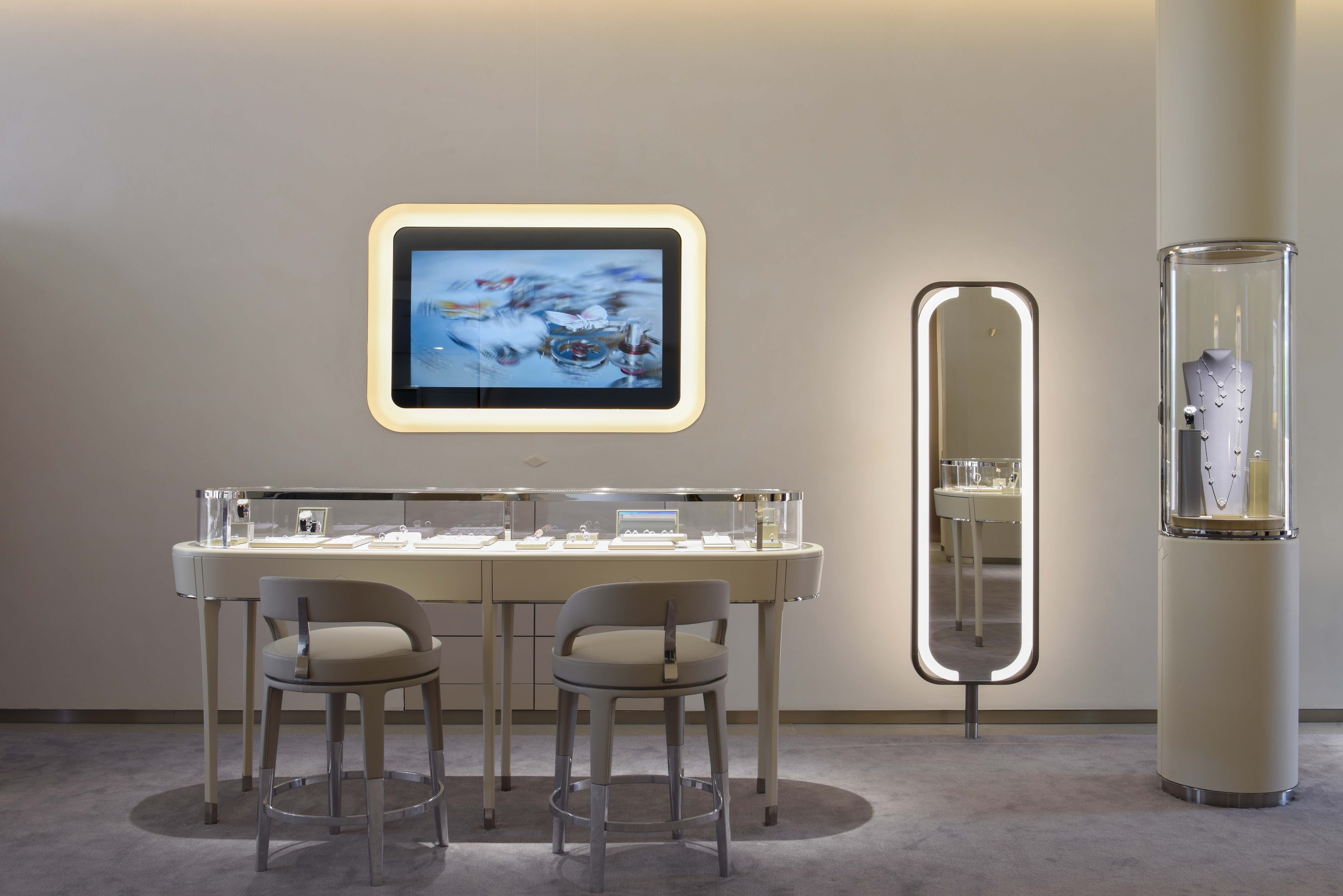 Miami Design District boutique present the bar view, Van Cleef Arpels