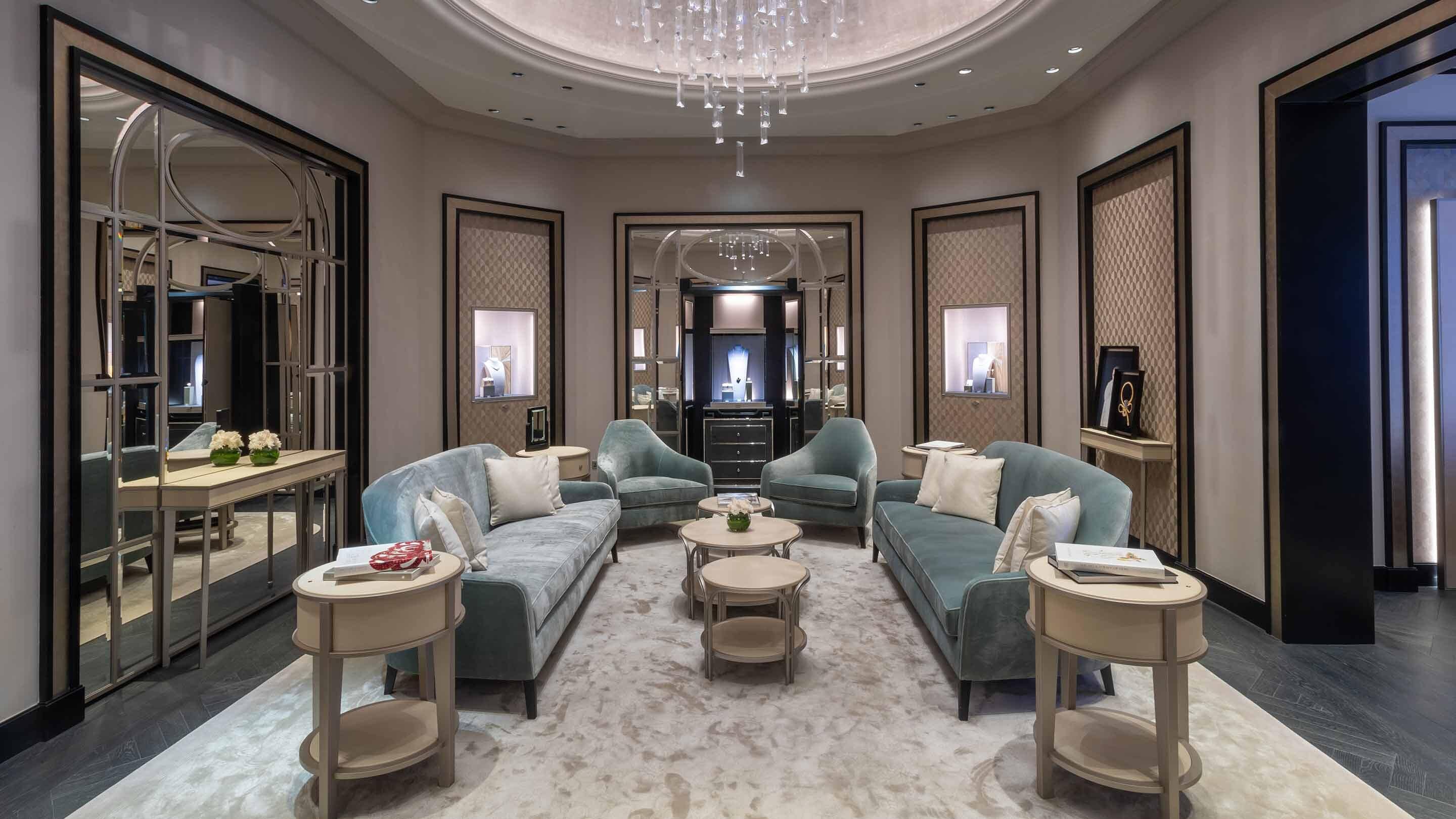 Doha katara plaza boutique present the salon view, van cleef and arpels